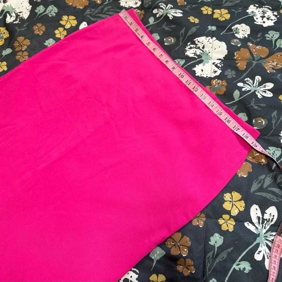 89th & Madison Vibrant Pink Pencil Skirt - Picture 3 of 7